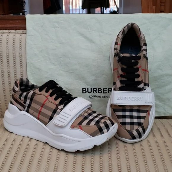 BURBERRY VINTAGE CHECK PLAID SNEAKERS - Picture 2 of 10